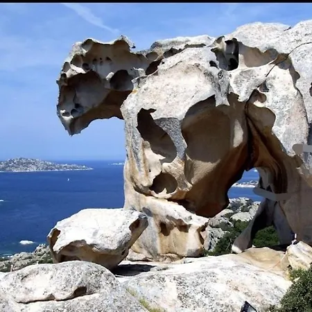 Capodorso, Porto Pollo Villa