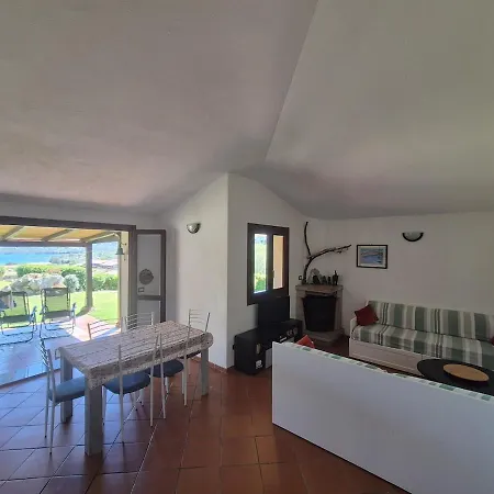 Capodorso, Porto Pollo Villa *